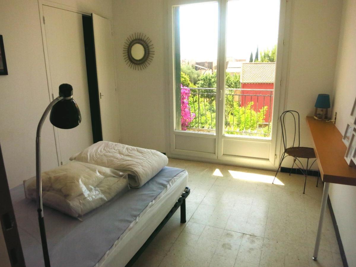Maison Lumineuse Et Spacieuse Avec Jardin Arbore 拉瓦勒他·杜瓦尔 外观 照片