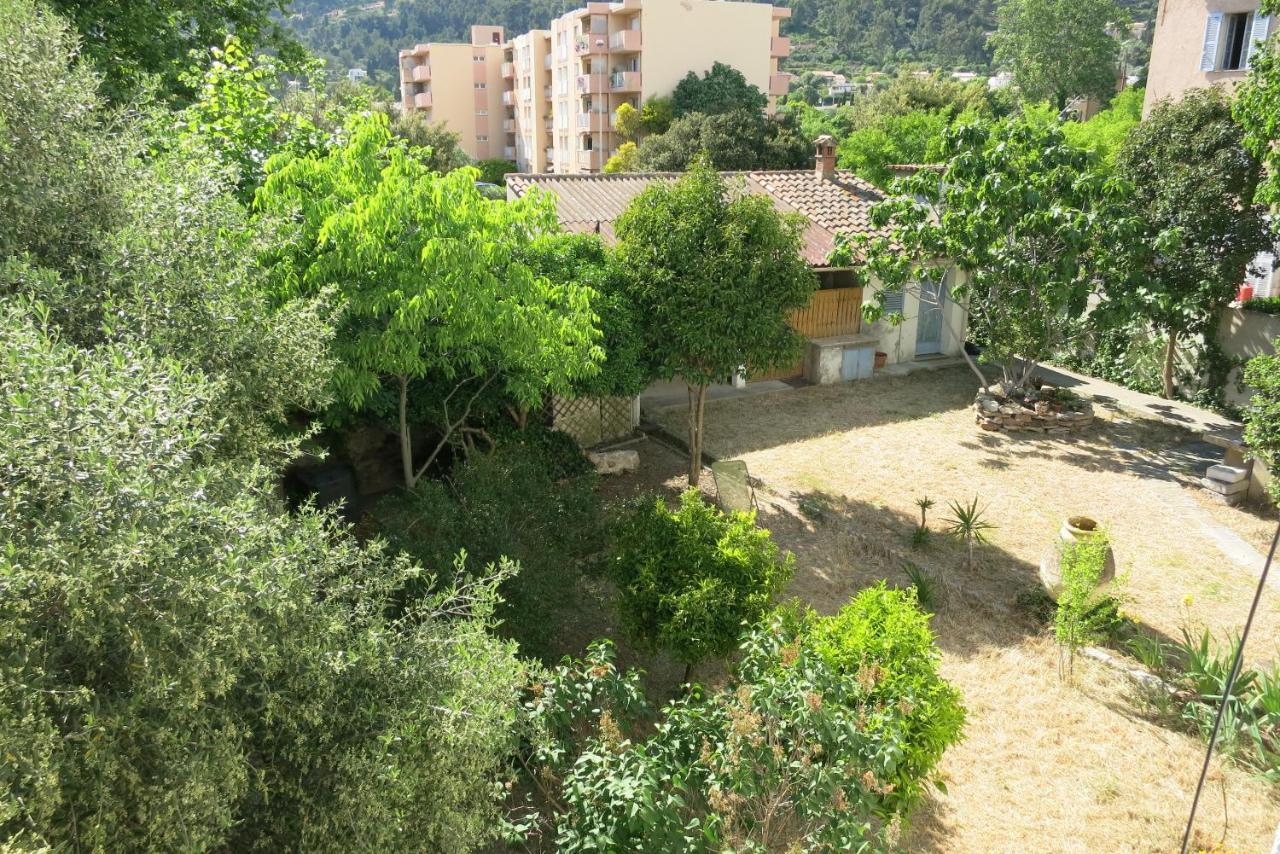 Maison Lumineuse Et Spacieuse Avec Jardin Arbore 拉瓦勒他·杜瓦尔 外观 照片