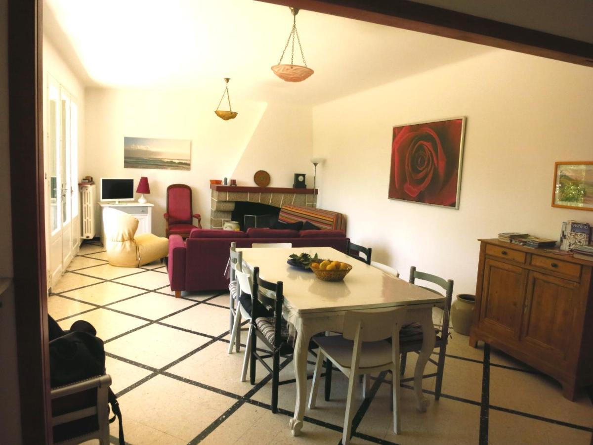 Maison Lumineuse Et Spacieuse Avec Jardin Arbore 拉瓦勒他·杜瓦尔 外观 照片